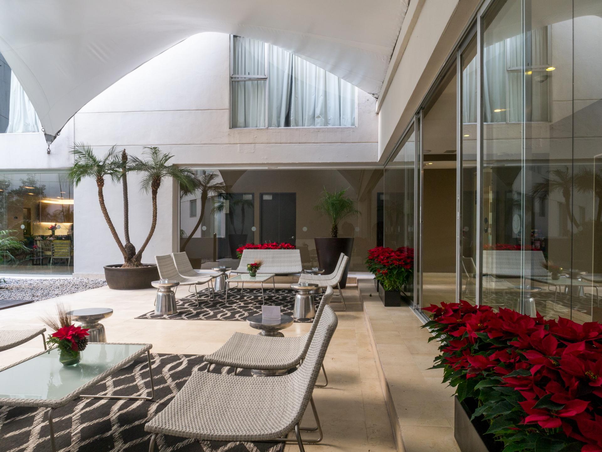 Ventura Hotel & Suites Interlomas Mexico City Exterior photo